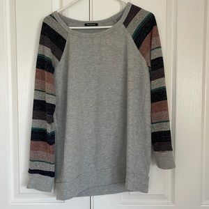 Pink clover size medium pull over scoop neck sweater